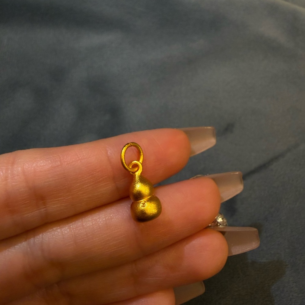 Unique Gold plated gourd Pendant Charm